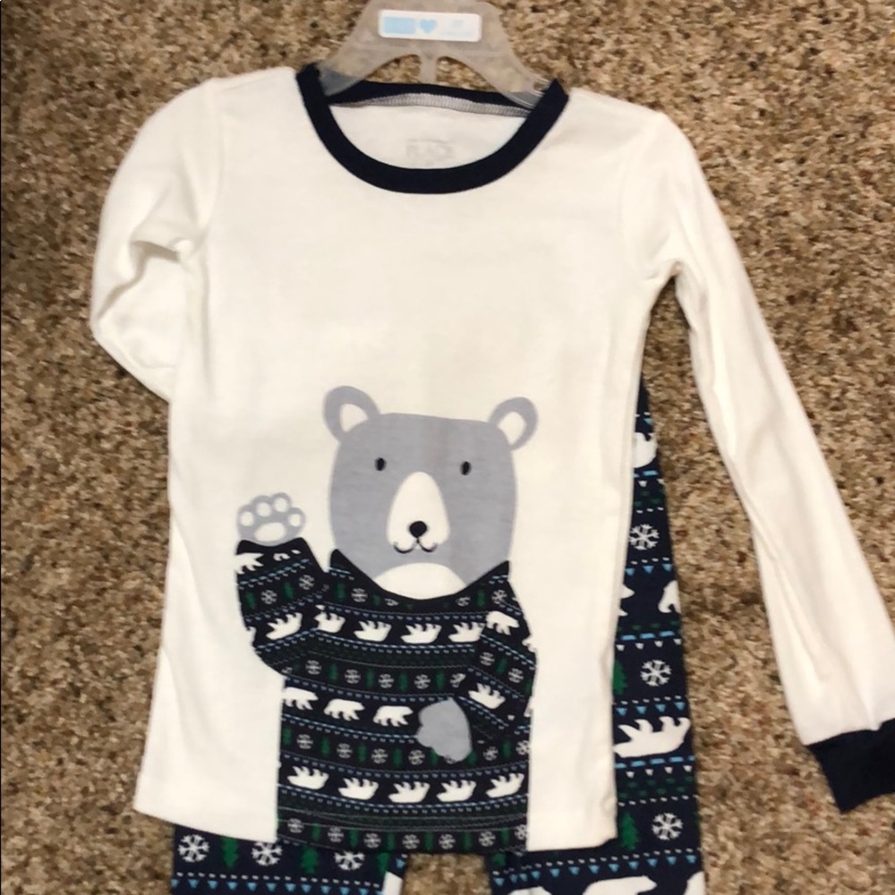 🆕 PJs - Picture 2 of 3